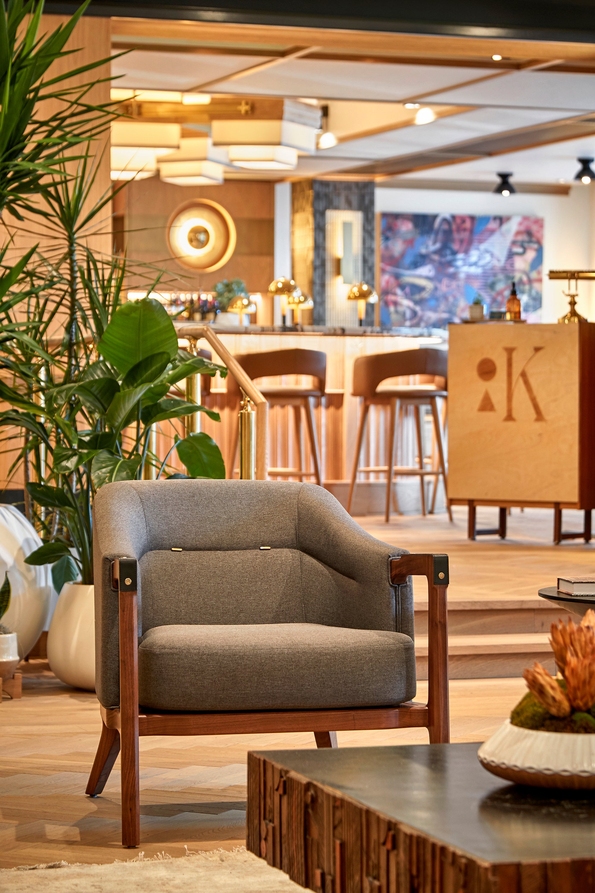 Alva Lounge Chair – HOST on Howard