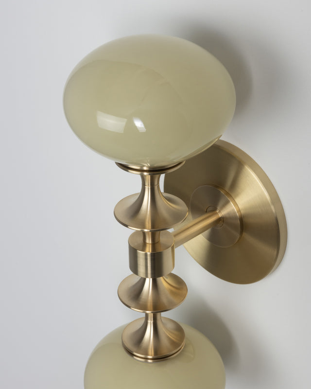 Perla Sconce